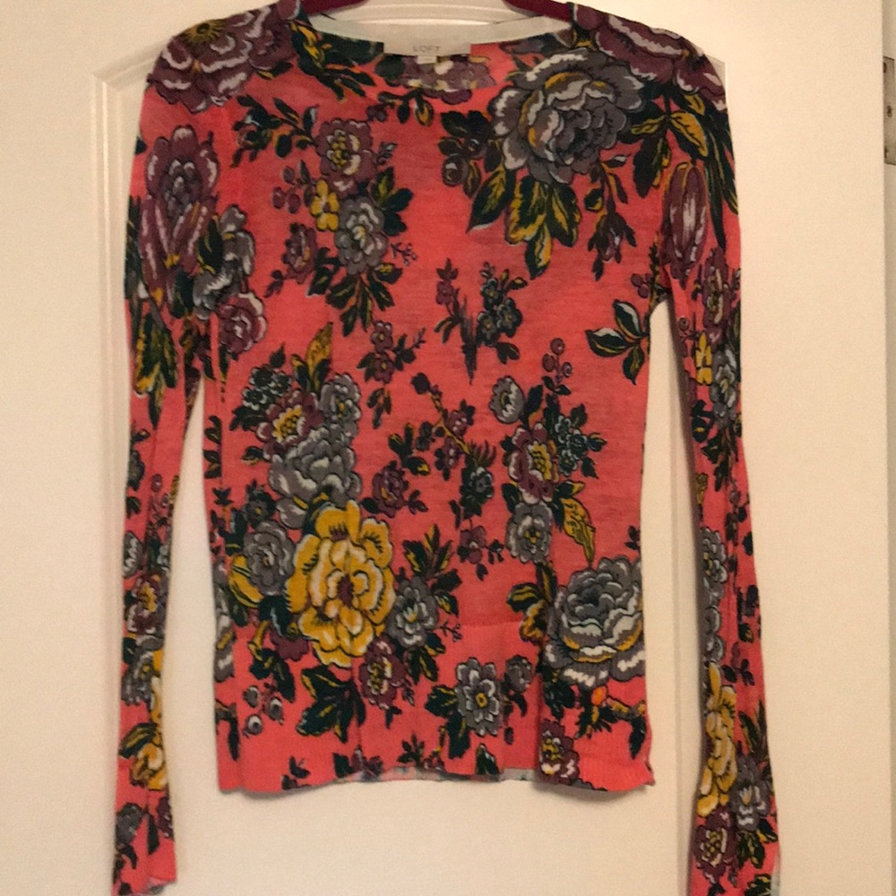 LOFT size small EUC lightweight sweater